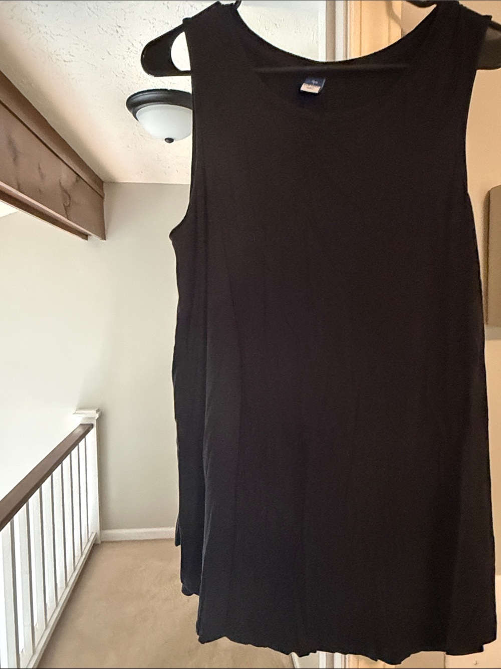 Old Navy Black Scoop Neck Tank Top